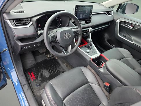Used 2022 Toyota RAV4 TRD Off-Road AWD/4WD image 21