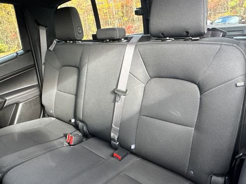 Used 2024 GMC Canyon Elevation w/ Convenience Package image 36