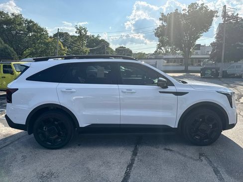 Used 2025 Kia Sorento SX Prestige AWD/4WD image 6