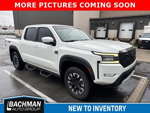 Used 2022 Nissan Frontier PRO-4X w/ Off-Road Protection Package AWD/4WD image 1