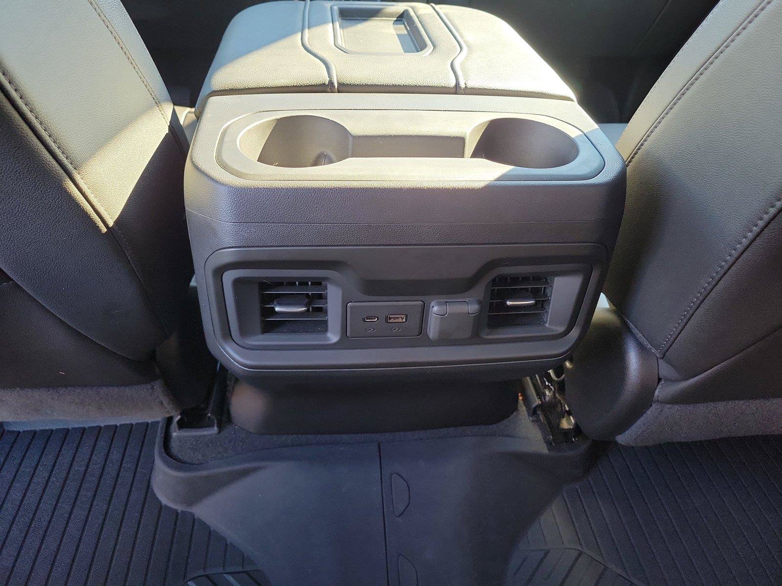 Used 2021 Chevrolet Silverado 1500 LT Trail Boss w/ LT Trail Boss Premium Package AWD/4WD image 10