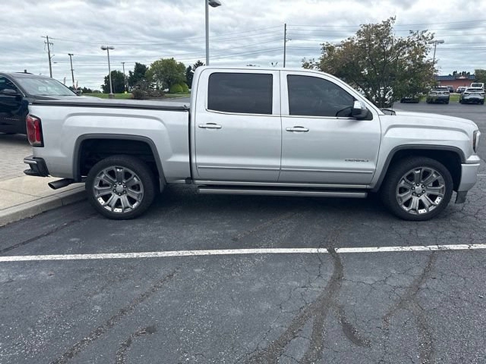 Used 2018 GMC Sierra 1500 Denali w/ Denali Ultimate Package AWD/4WD image 4