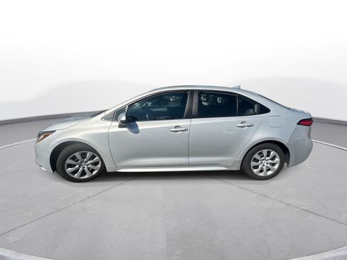 Used 2024 Toyota Corolla LE FWD image 9