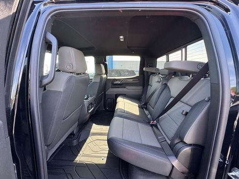 New 2026 Chevrolet Silverado 1500 ZR2 AWD/4WD image 9