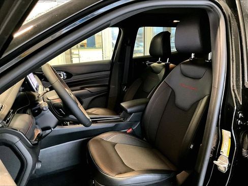 New 2026 Jeep Compass Trailhawk w/ Sun, Sound & Navigation Group image 11