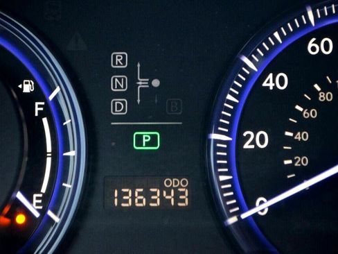 Used 2012 Lexus HS 250h image 30