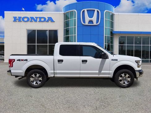 Used 2015 Ford F150 XLT AWD/4WD image 19