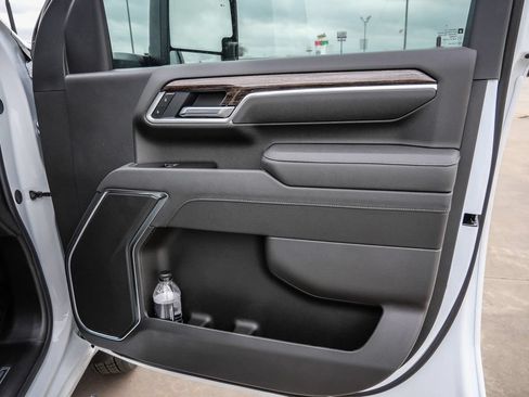 New 2026 GMC Sierra 3500 SLE w/ SLE Value Package AWD/4WD image 72