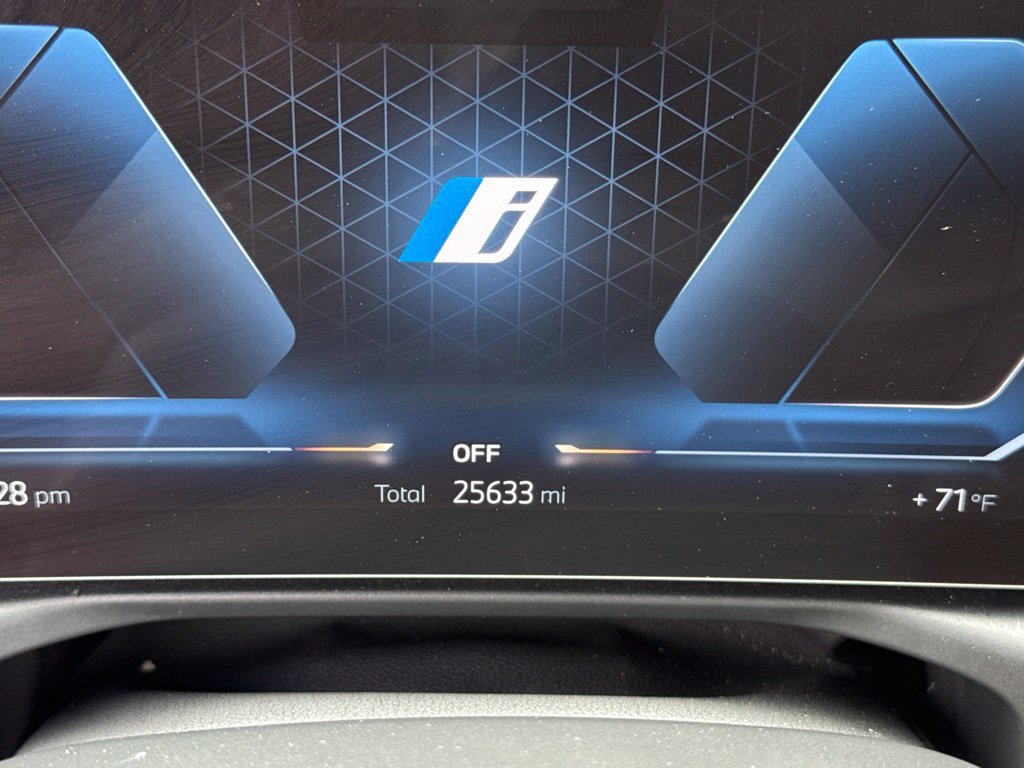 Certified 2024 BMW i4 eDrive40 w/ Premium Package RWD image 27