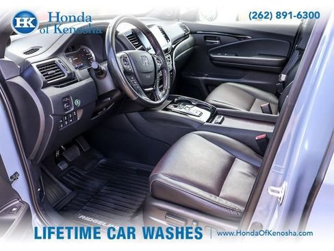 Used 2023 Honda Ridgeline Black Edition image 11