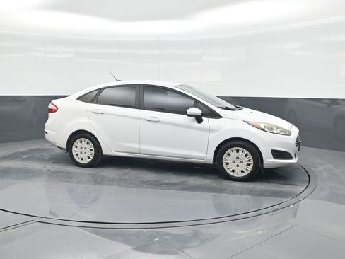 Used 2018 Ford Fiesta S image 11
