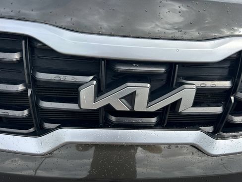 Used 2025 Kia Telluride S AWD/4WD image 12
