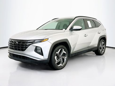 Used 2022 Hyundai Tucson SEL w/ Convenience + Premium Package AWD/4WD image 3