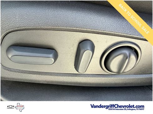 Certified 2025 Chevrolet Blazer LT FWD image 24