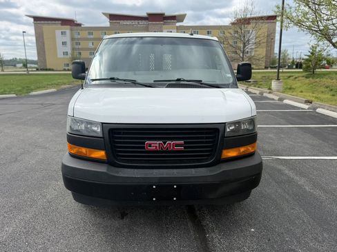 Used 2019 GMC Savana 2500 w/ Driver Convenience Package image 5