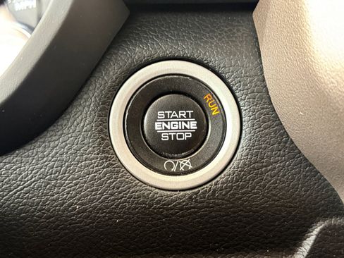 Used 2019 RAM 2500 Laramie w/ Night Edition AWD/4WD image 22