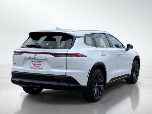 New 2026 Toyota Crown Signia AWD/4WD image 5