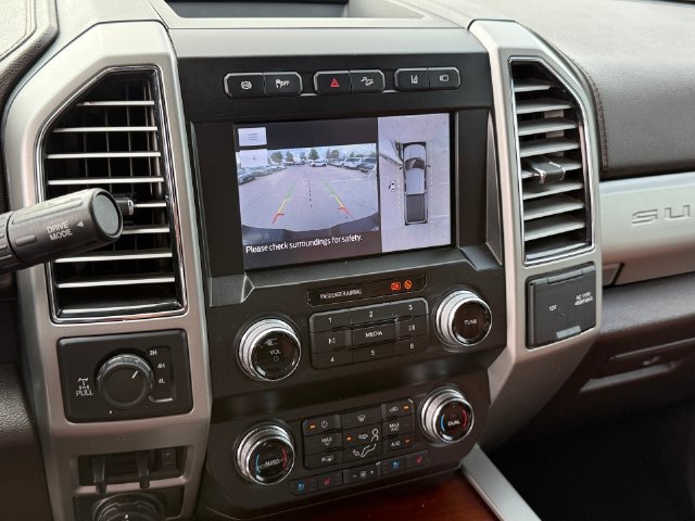 Used 2021 Ford F250 King Ranch w/ King Ranch Ultimate Package AWD/4WD image 17