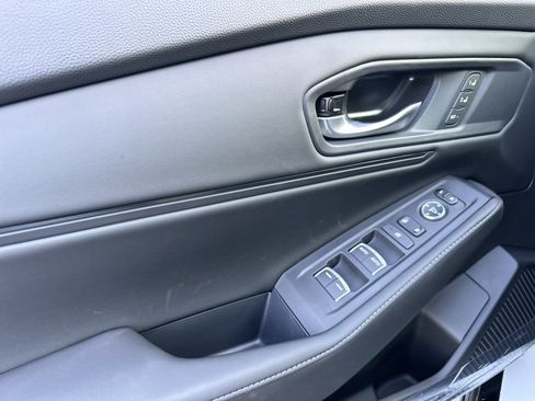 New 2025 Honda Accord Sport image 32