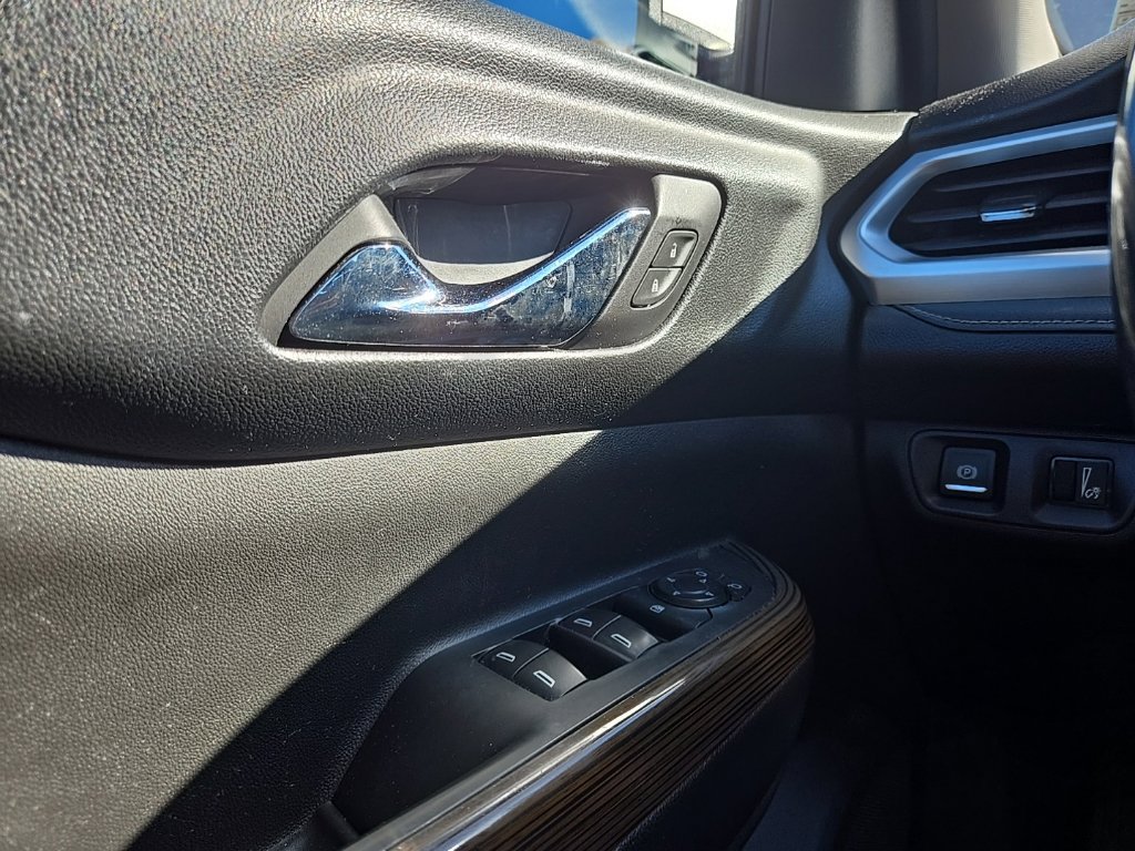 Used 2018 GMC Acadia SLE w/ LPO, Floor Liner Package AWD/4WD image 19