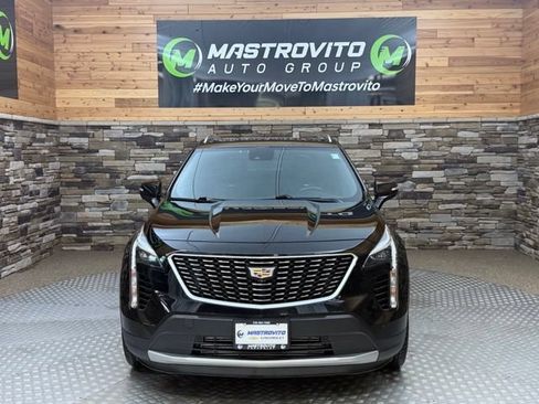 Used 2019 Cadillac XT4 Premium Luxury w/ Enhanced Visibility Package AWD/4WD image 3