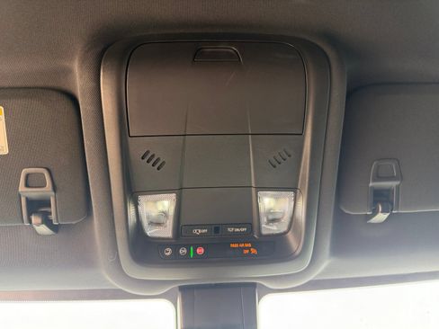 Used 2024 Chevrolet Equinox RS FWD image 22