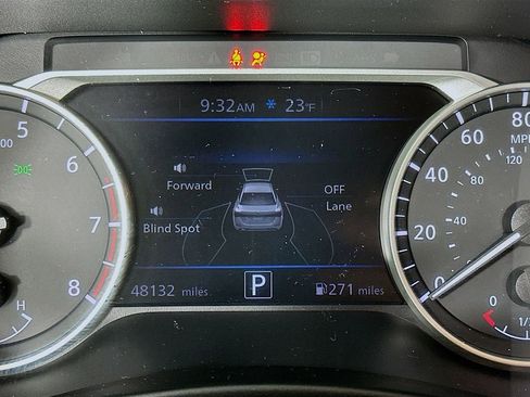 Used 2023 Nissan Sentra SV image 17