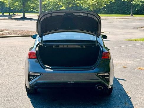 Used 2021 Kia Forte LXS FWD image 17