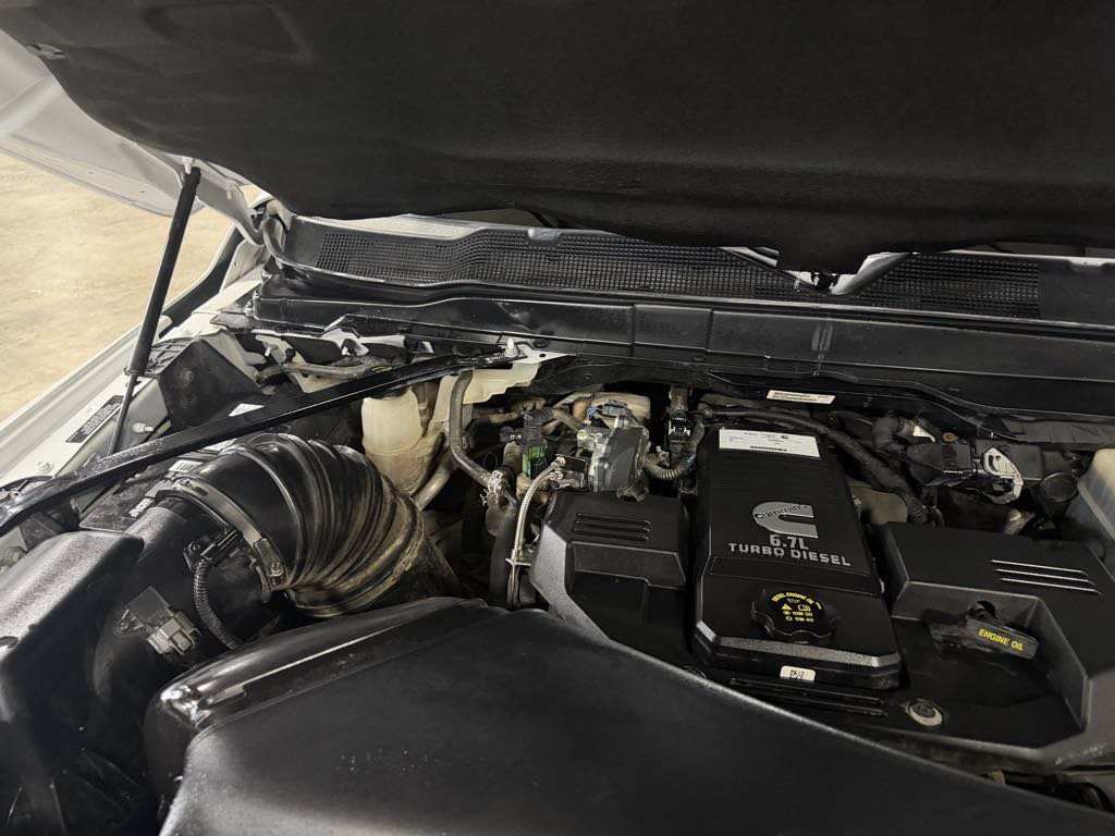 Used 2022 RAM 2500 Laramie AWD/4WD image 32