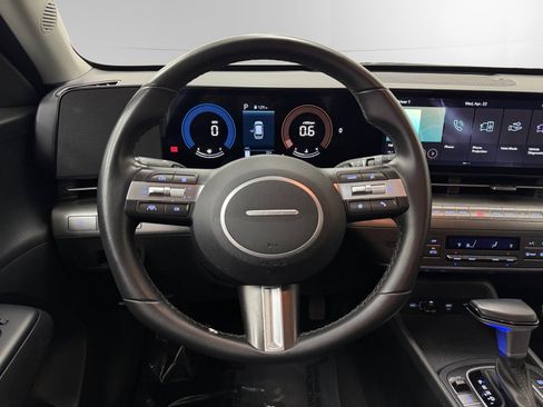 Used 2024 Hyundai Kona SEL AWD/4WD image 12