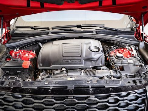 Used 2021 Land Rover Range Rover Velar R-Dynamic S image 40