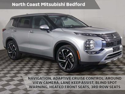 Used 2024 Mitsubishi Outlander SE Black Edition