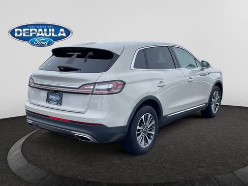 Used 2022 Lincoln Nautilus AWD w/ Premium Package image 7