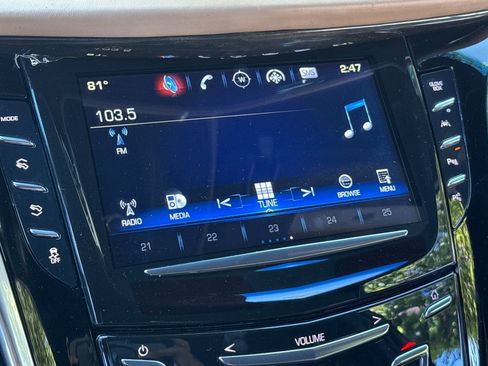 Used 2019 Cadillac Escalade ESV Platinum AWD/4WD image 19