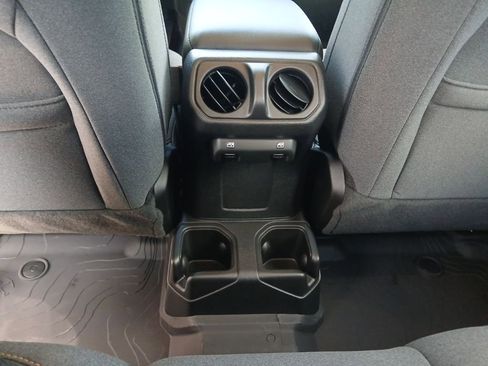 New 2026 Jeep Gladiator Sport image 36