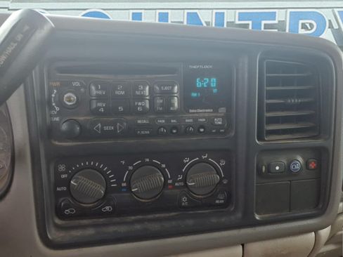 Used 2000 GMC Yukon XL SLT w/ SLT Marketing Opt Pkg AWD/4WD image 18