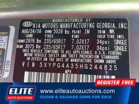 Used 2017 Kia Sorento LX image 17