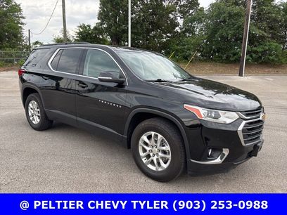 Used 2021 Chevrolet Traverse LT