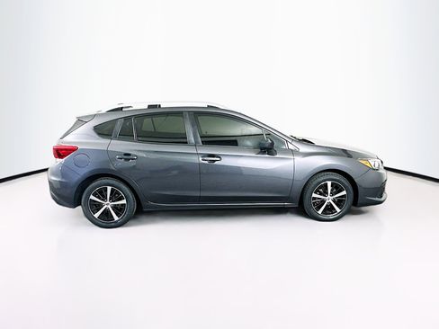 Used 2022 Subaru Impreza Premium image 10