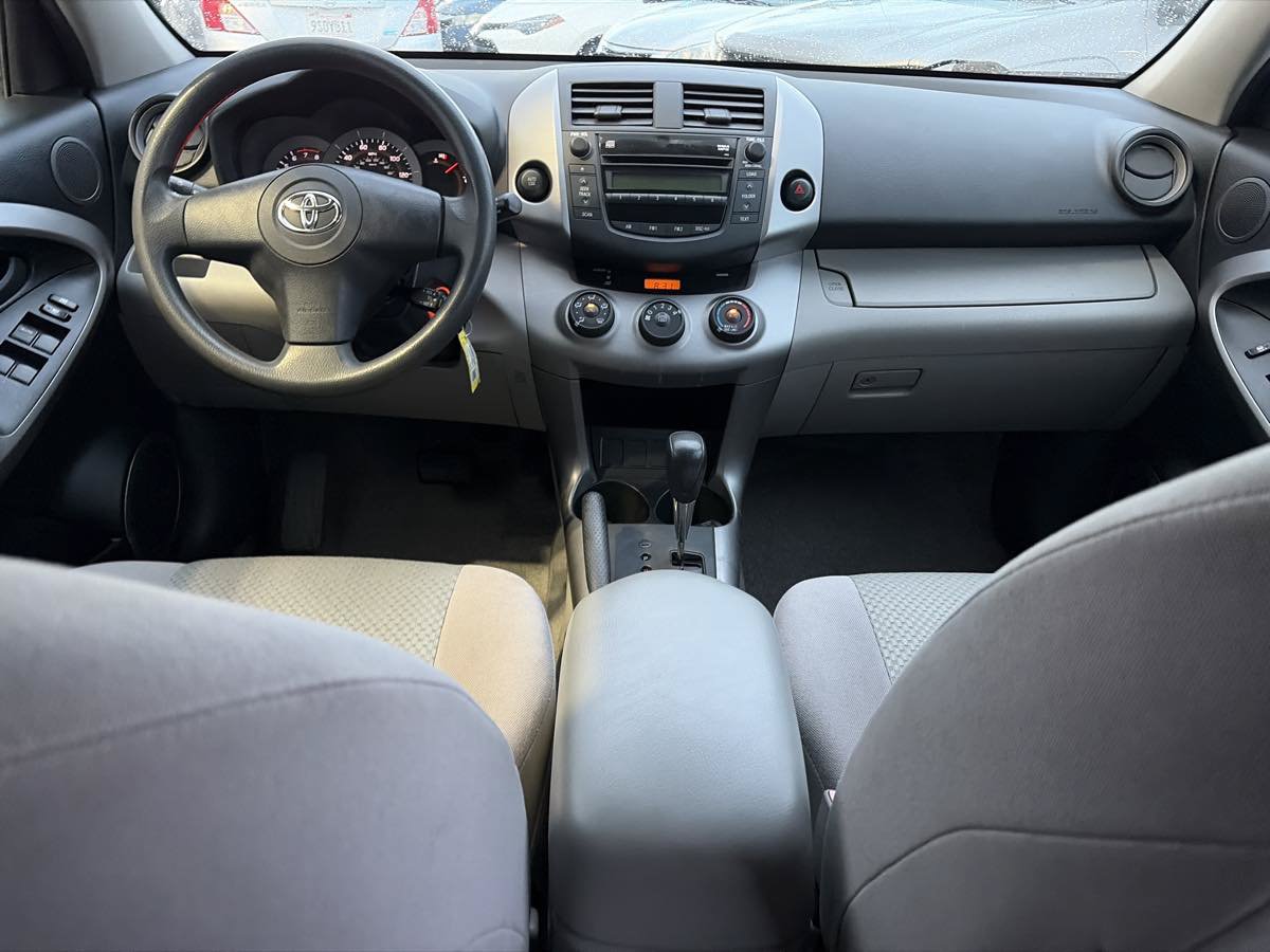 Used 2007 Toyota RAV4 2WD image 25
