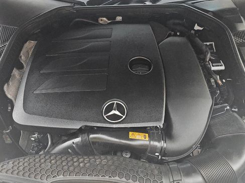 Used 2019 Mercedes-Benz C 300 4MATIC Sedan w/ Multimedia Package image 21