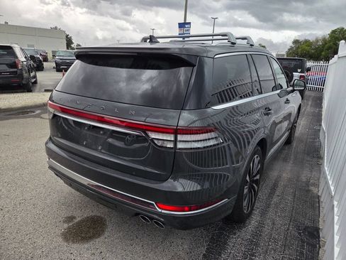 Used 2022 Lincoln Aviator Black Label Grand Touring AWD/4WD image 6