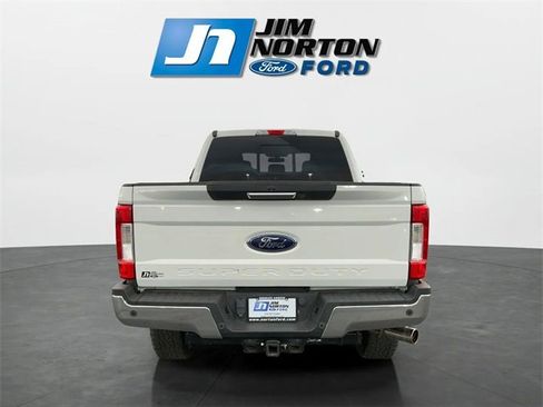 Used 2018 Ford F250 Lariat w/ Chrome Package image 4