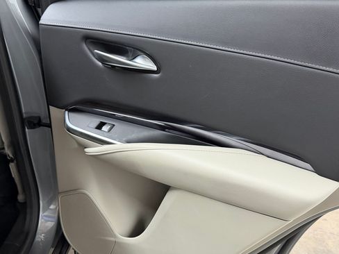 Used 2023 Cadillac XT4 Luxury FWD image 40
