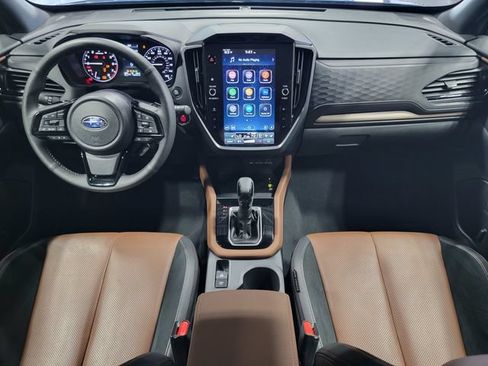 Certified 2025 Subaru Forester Touring AWD/4WD image 17