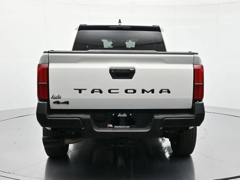 Used 2024 Toyota Tacoma SR image 7