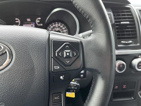 Used 2018 Toyota Sequoia Limited w/ Safety & Convenience Package AWD/4WD image 19