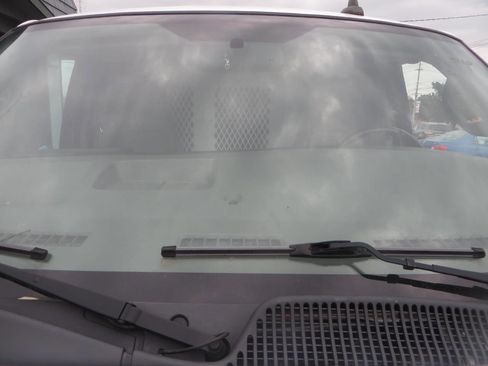 Used 2021 Chevrolet Express 2500 Extended w/ Driver Convenience Package image 31