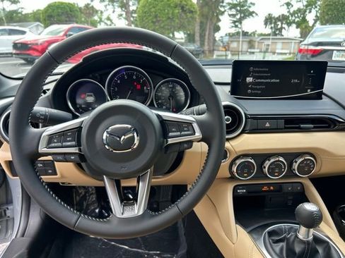 New 2026 MAZDA MX-5 Miata RF Grand Touring image 10