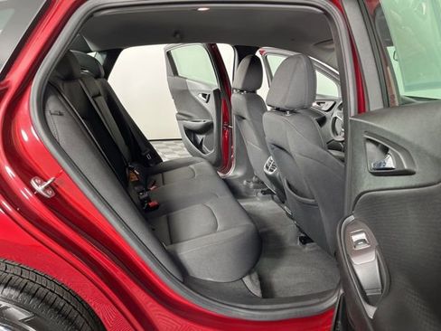 Used 2024 Chevrolet Malibu LT image 43